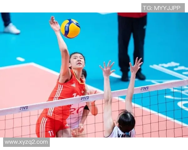 中国女排迎战韩国队全力争胜展现团队精神与拼搏意志